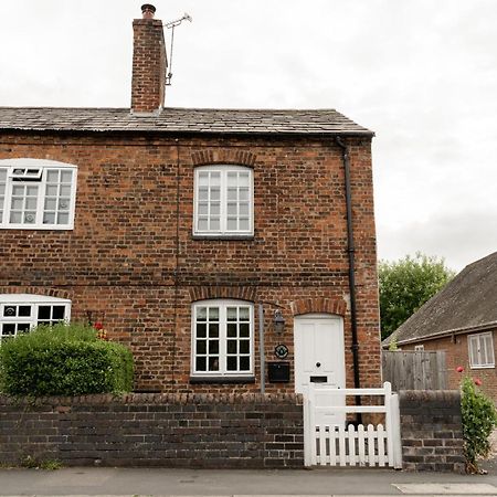 Cosy 2 Bed Cottage In Charming Village Of Christleton - For Up To 5 Exterior foto